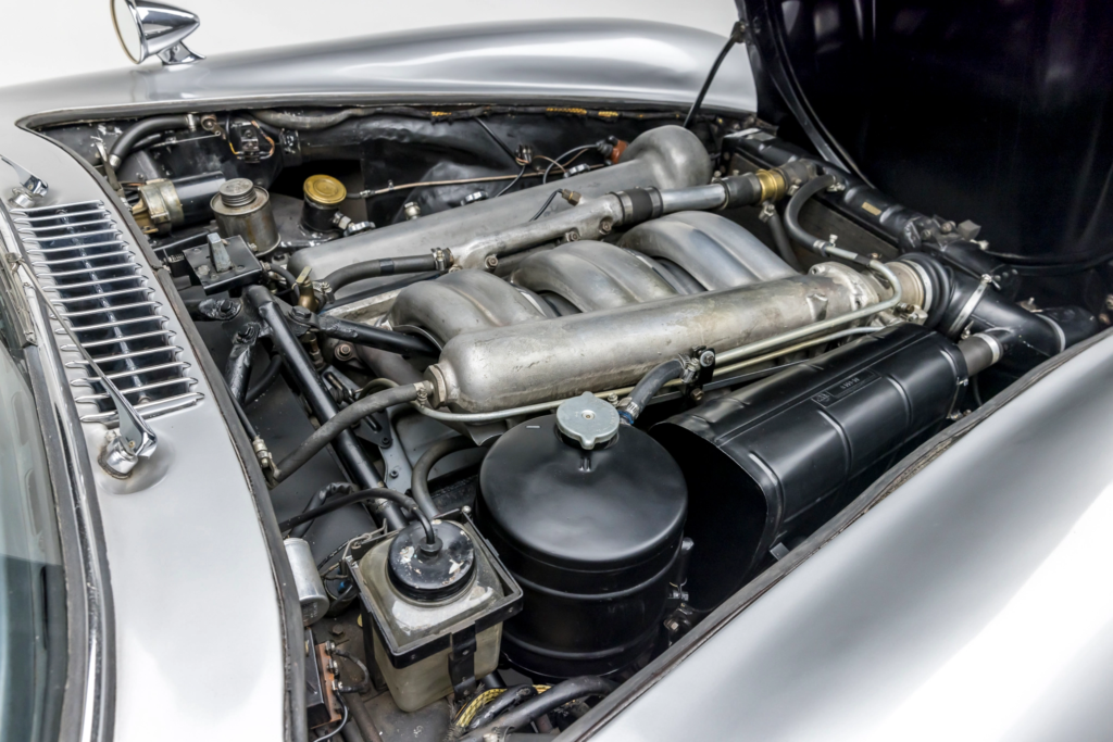 1955 Mercedes-Benz 300 SL Gullwing Engine | Source: Supercars